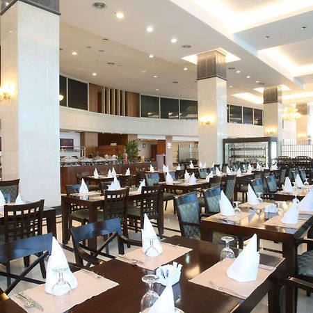 Best Western Premier Incheon Airport Hotel Restaurant foto